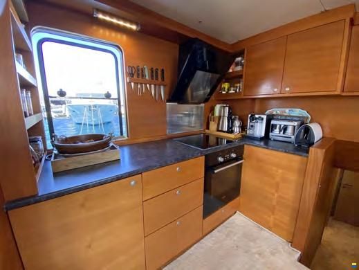 Steel Trawler 21M