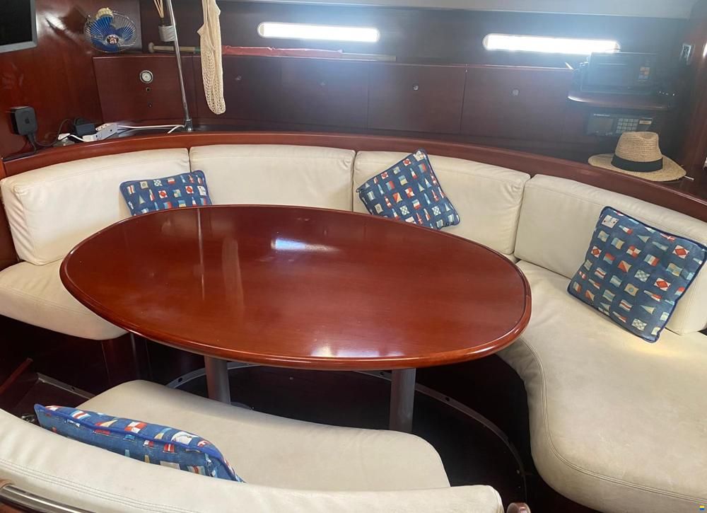 Beneteau First 45F5 (Bruce Farr)