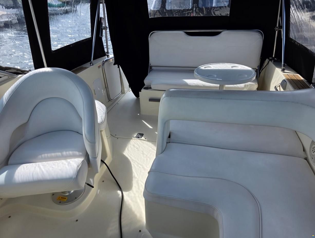 Sea Ray 255 Sundancer
