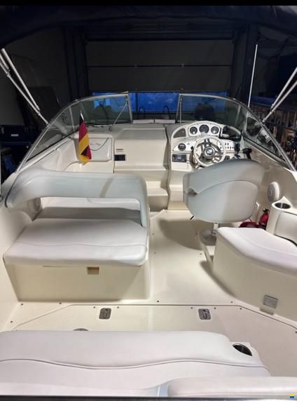 Sea Ray 255 Sundancer