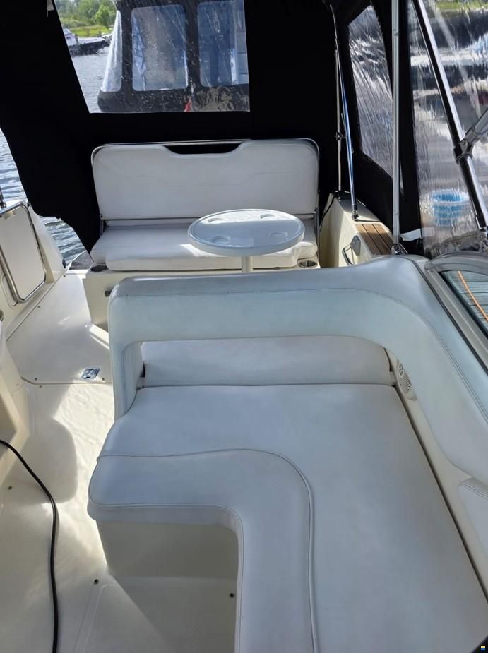 Sea Ray 255 Sundancer