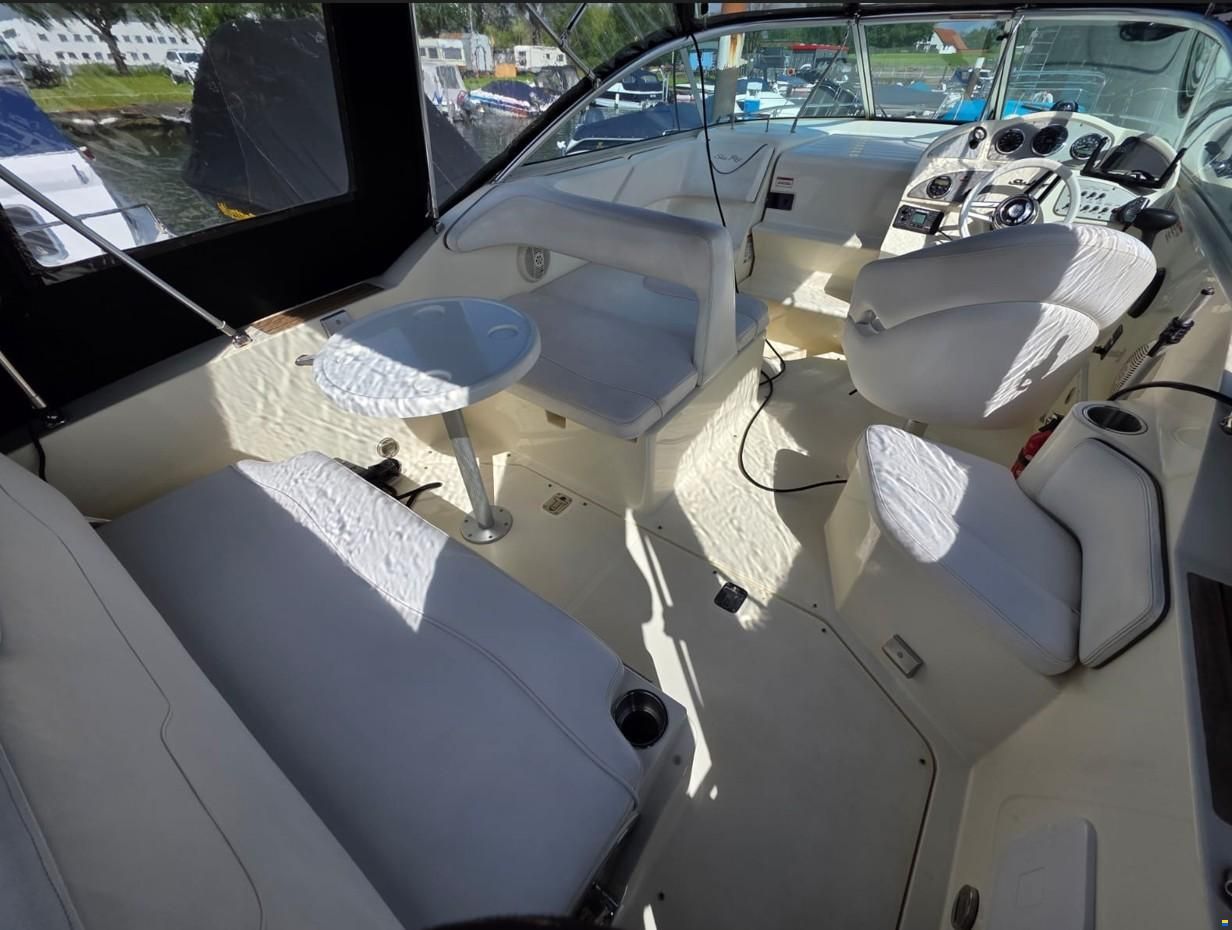 Sea Ray 255 Sundancer