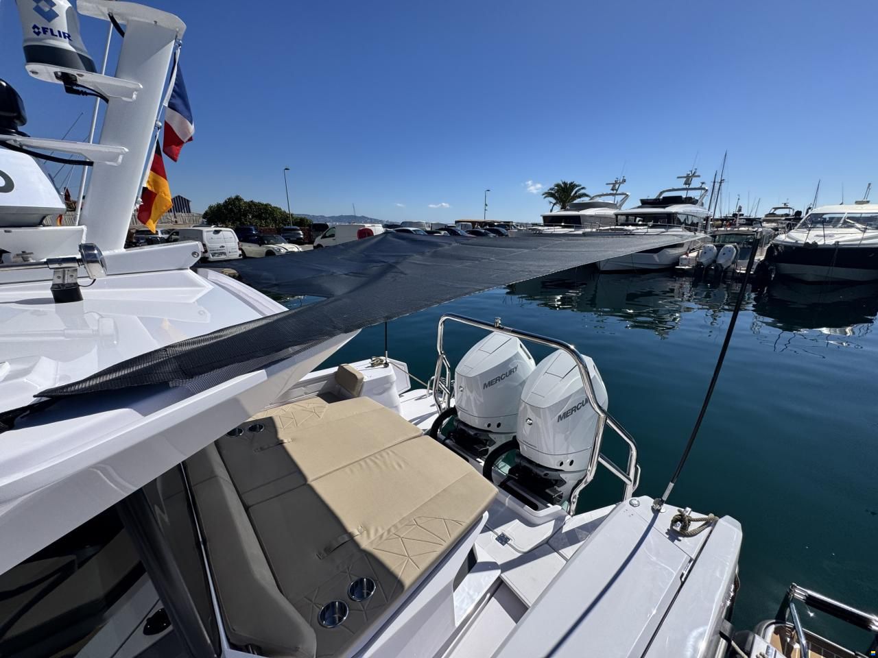 Axopar 38 Cross Cabin