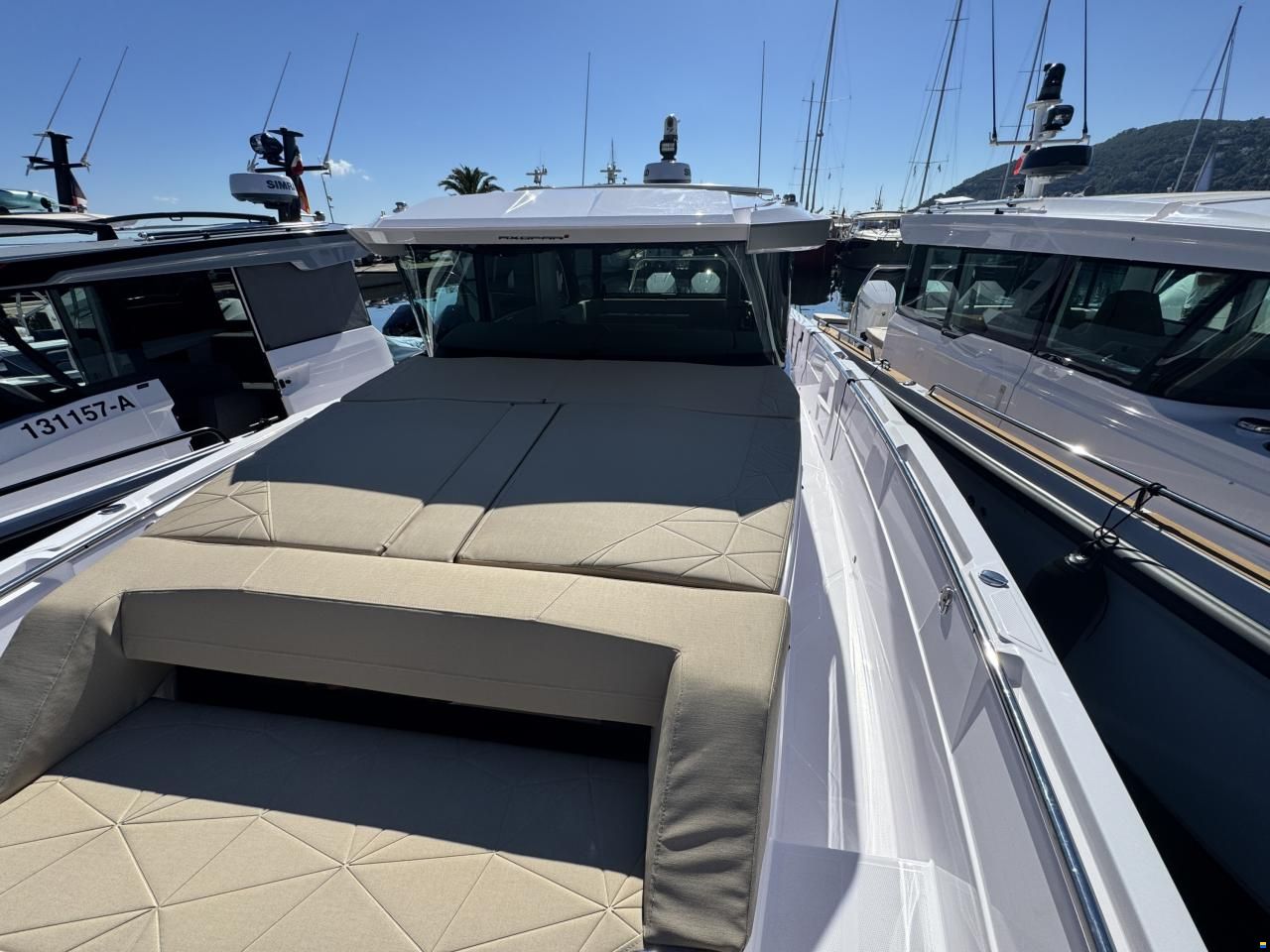 Axopar 38 Cross Cabin