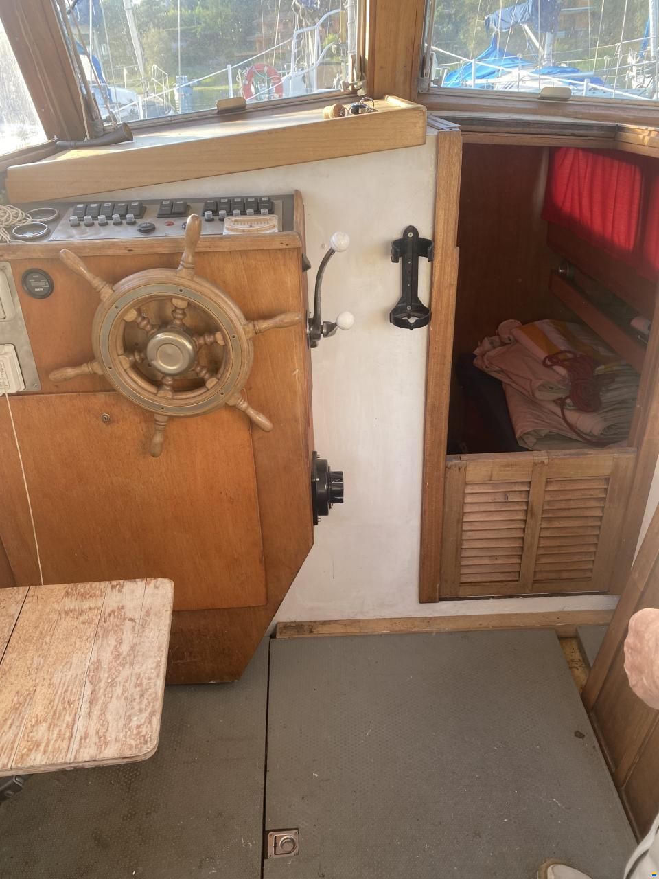 Motorsailer