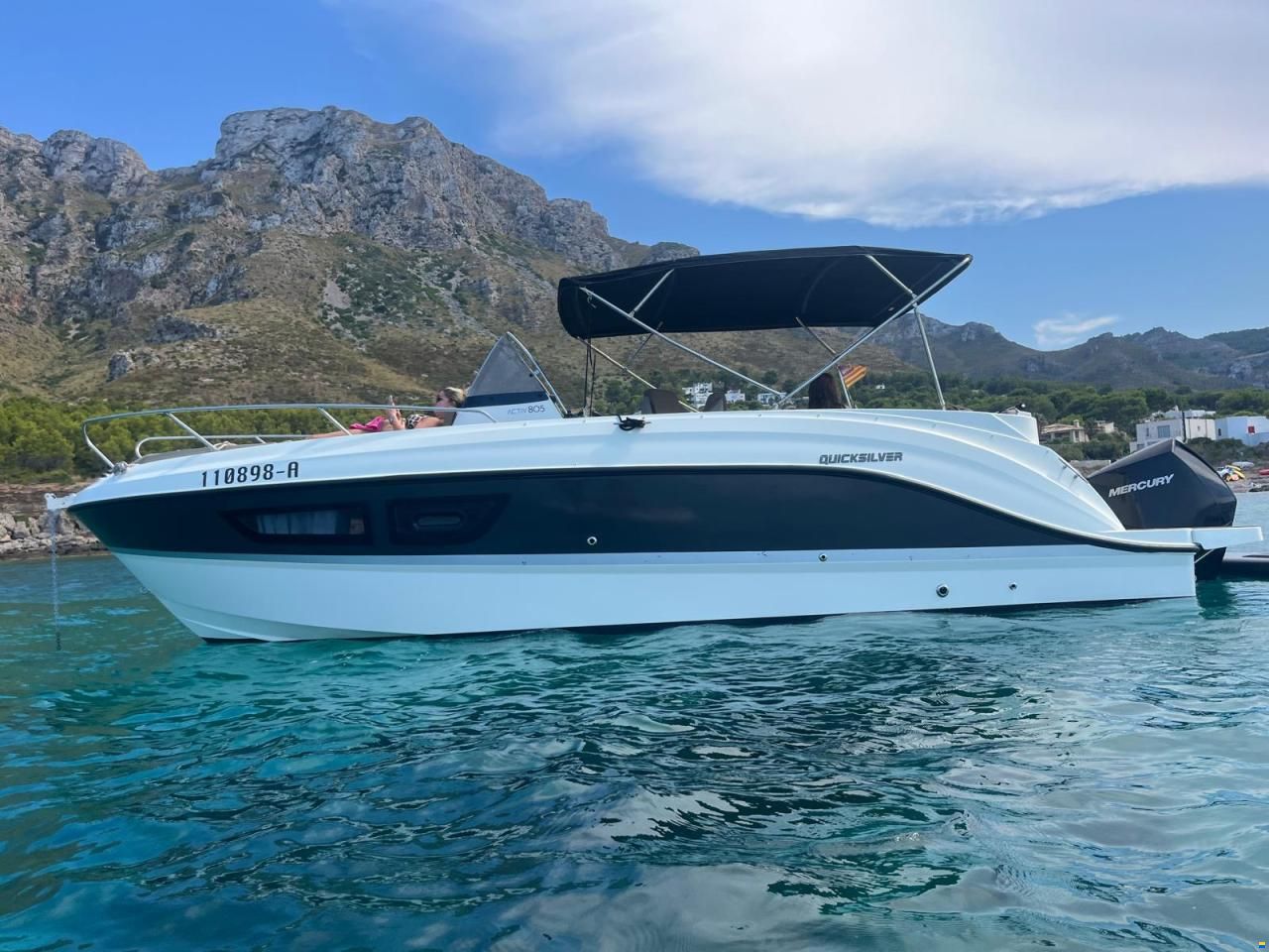 Quicksilver Activ Sundeck 805