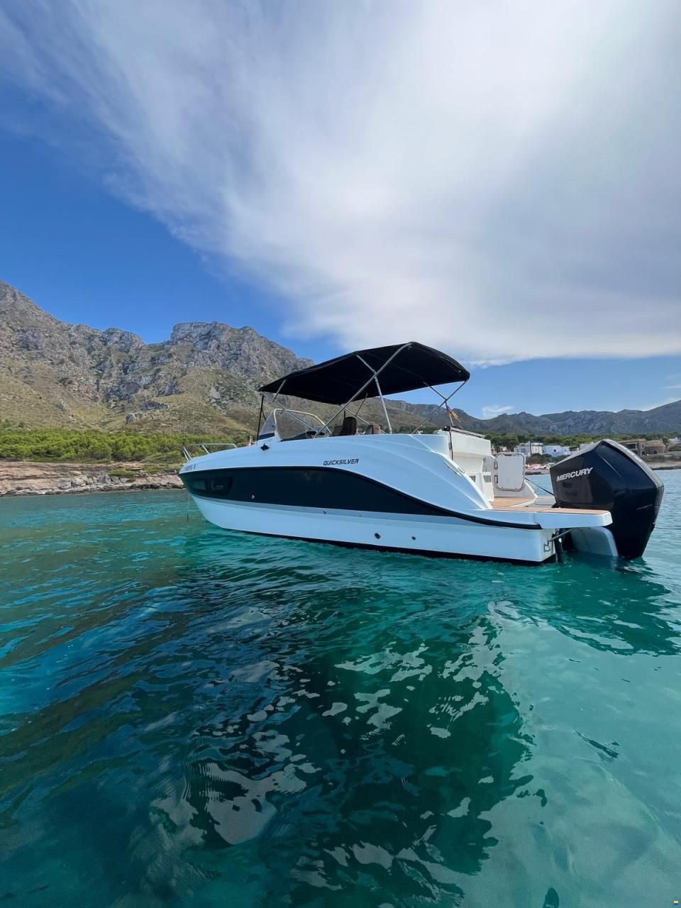 Quicksilver Activ Sundeck 805