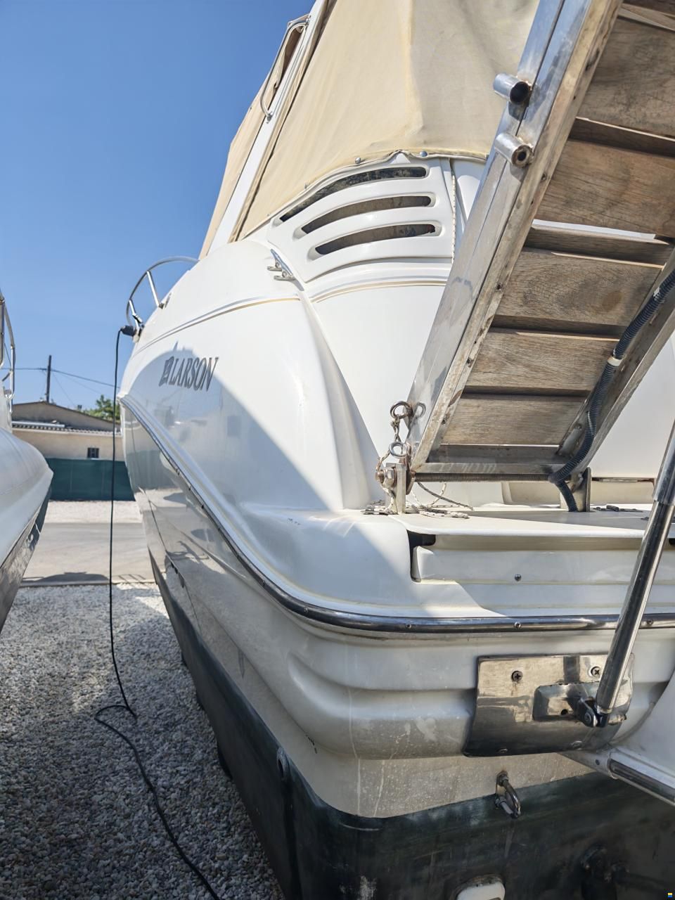 Larson 330 Cabrio
