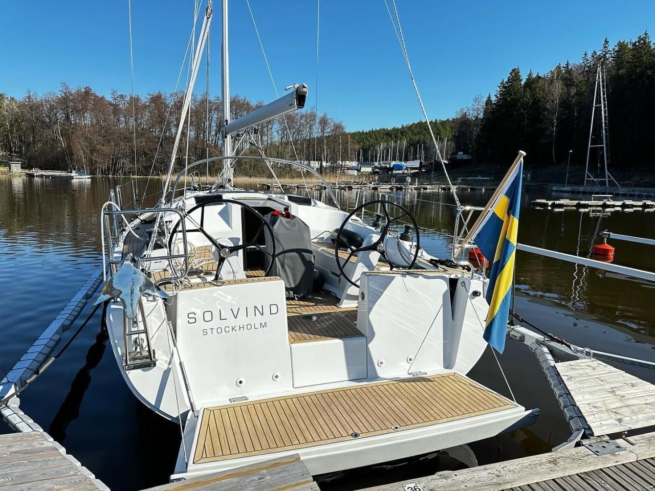 Hanse 348