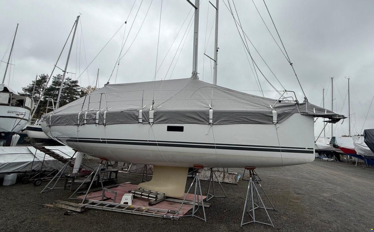 Hanse 348