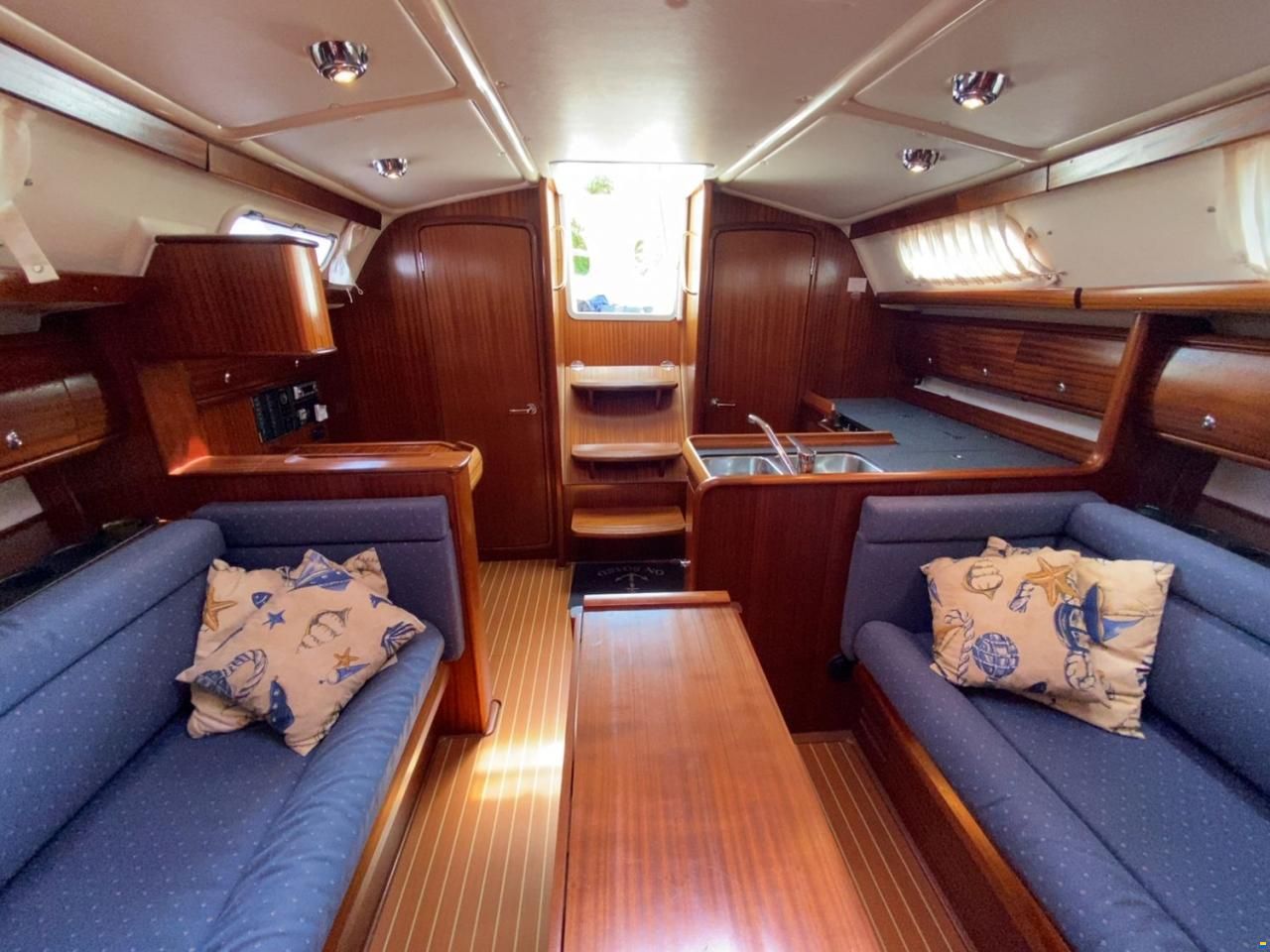 Bavaria 36