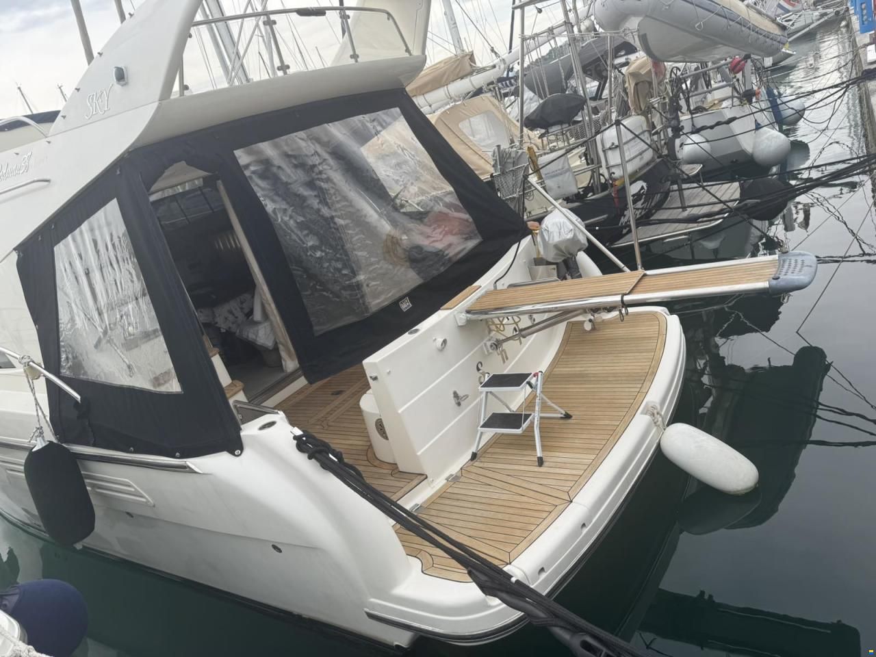 Rodman 38 Fly