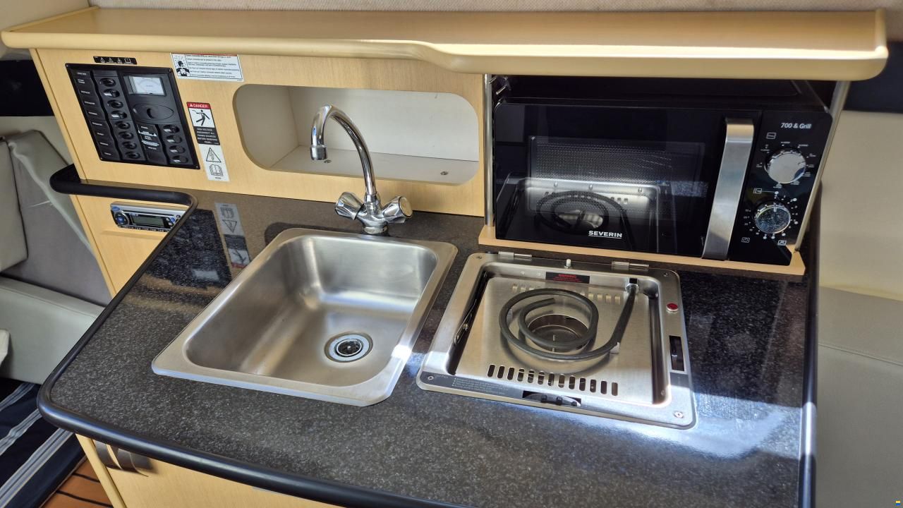 Bayliner 245 SB Cruiser