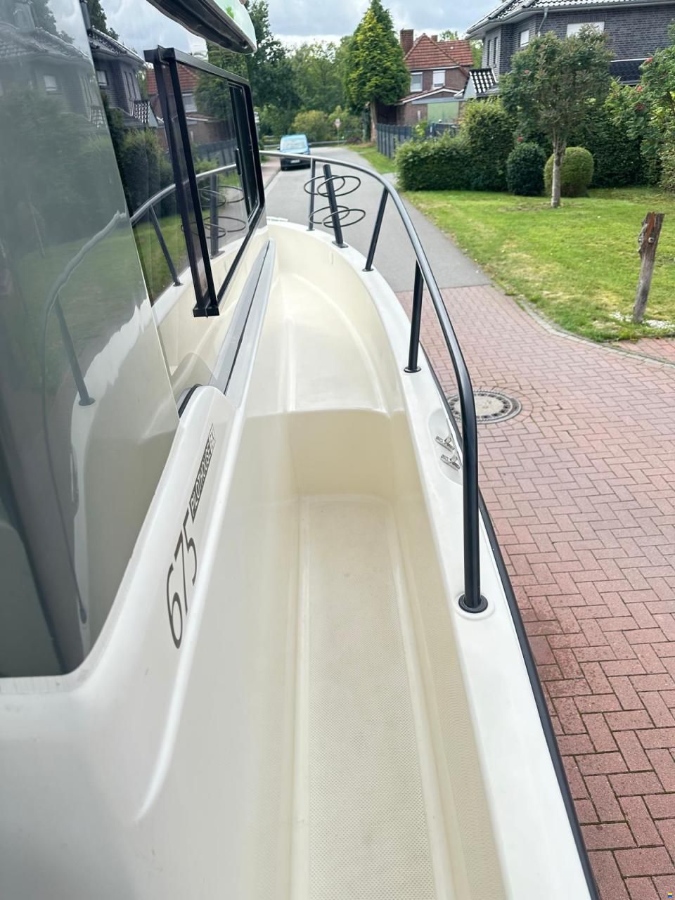 Quicksilver 675 Pilothouse Explorer