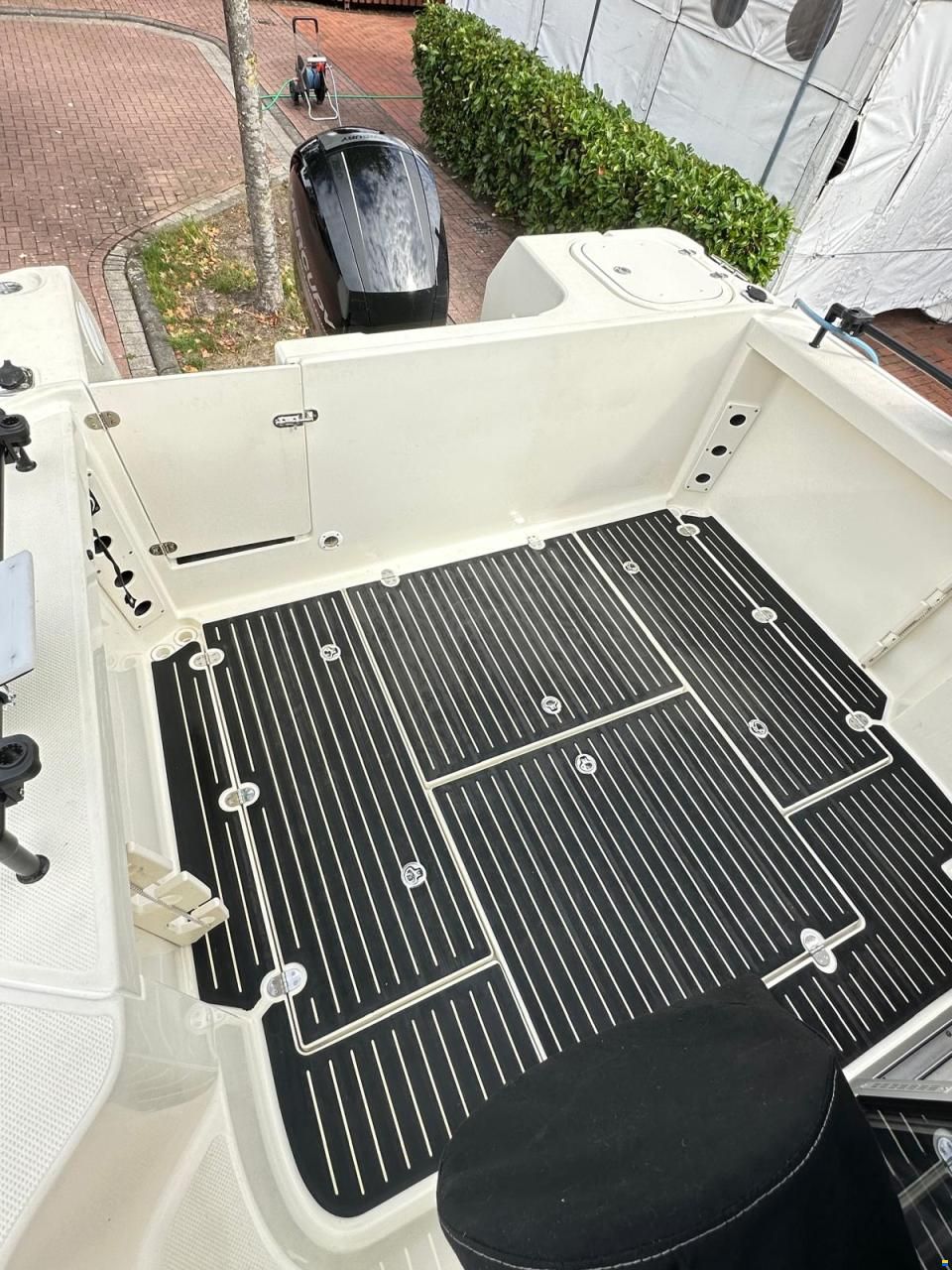 Quicksilver 675 Pilothouse Explorer