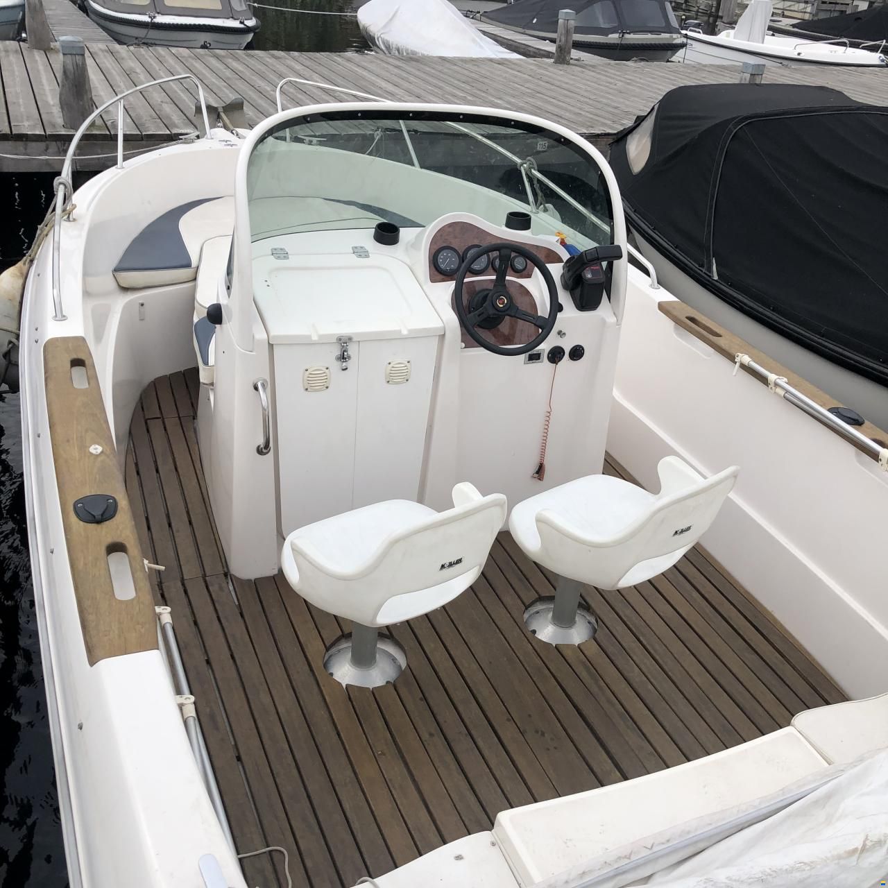 Quicksilver 630