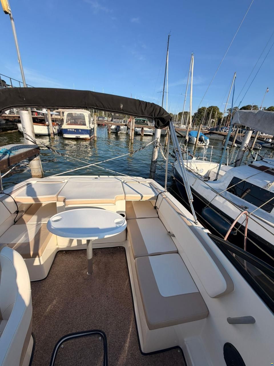 Bayliner VR4