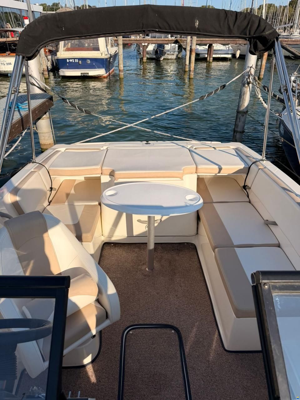 Bayliner VR4