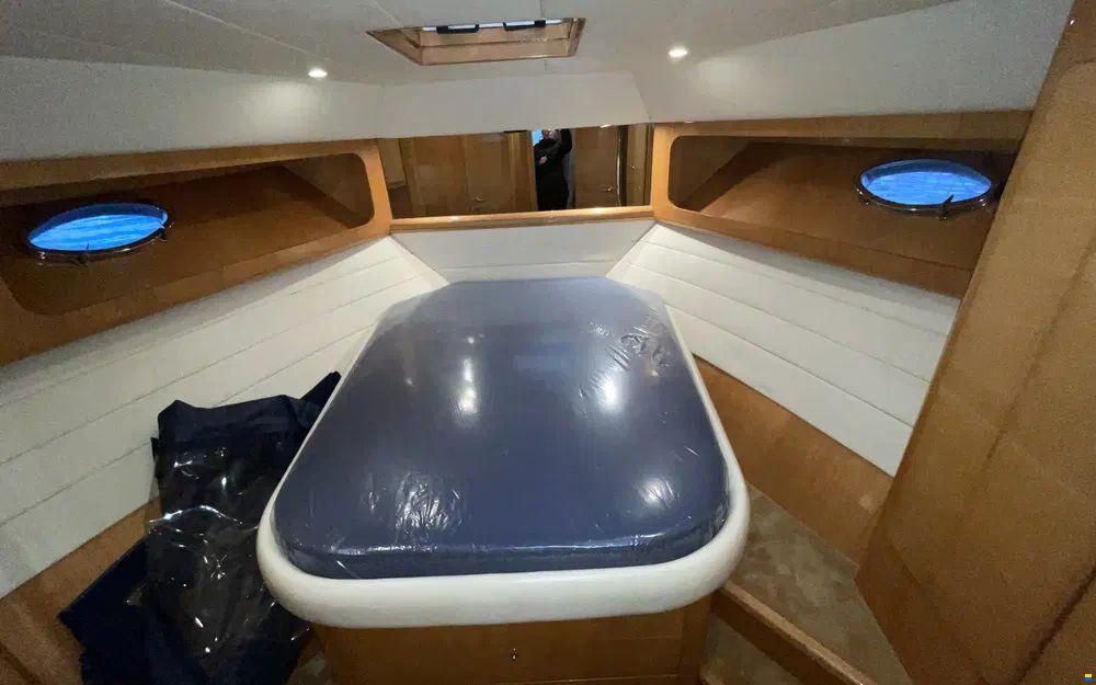 Uniesse 42 Open