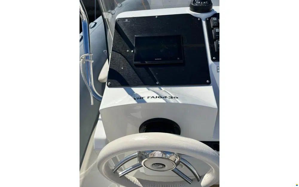 Capelli Tempest 775