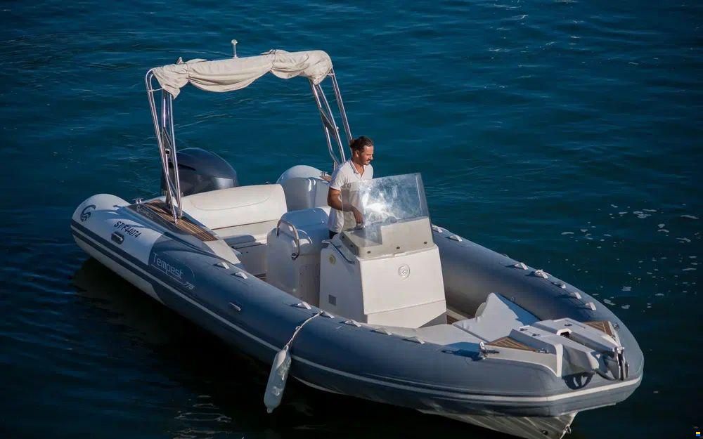 Capelli Tempest 775