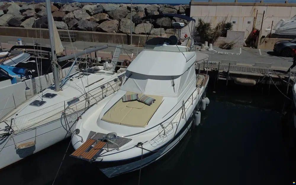 Beneteau Antares 10.80