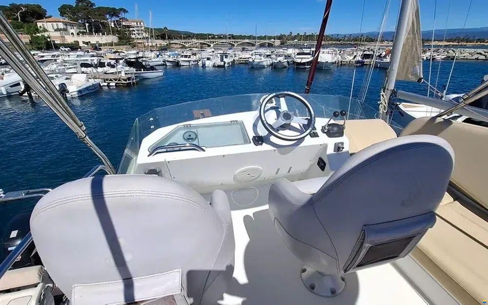 Beneteau Antares 10.80