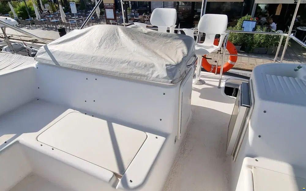Riviera 40