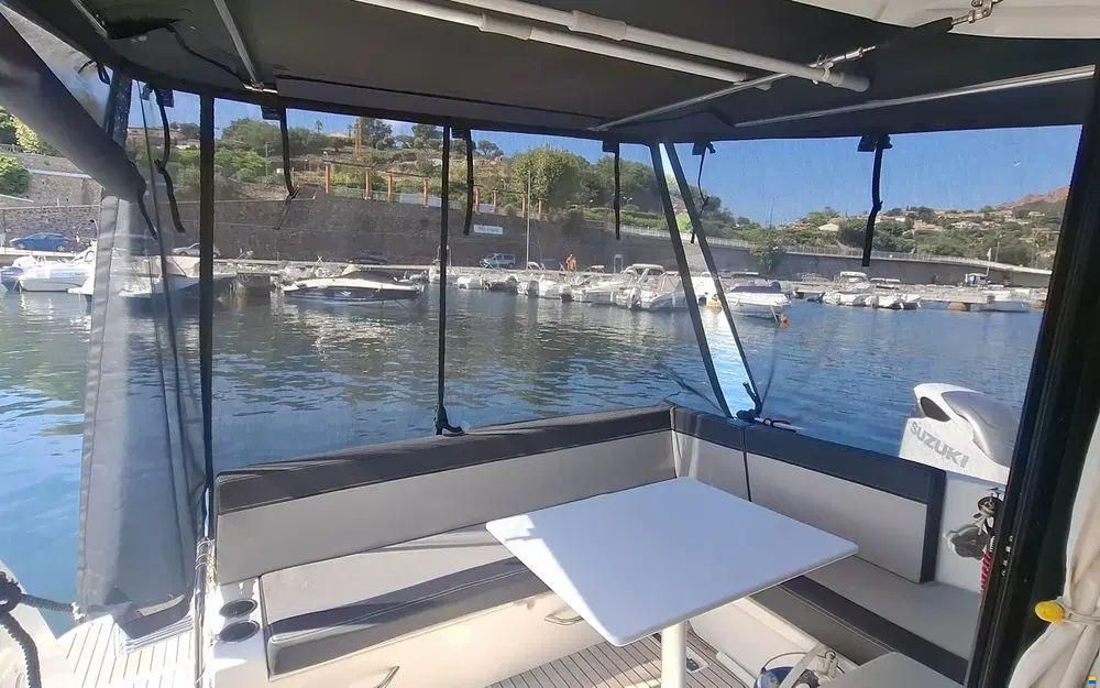 Jeanneau Merry Fisher 895