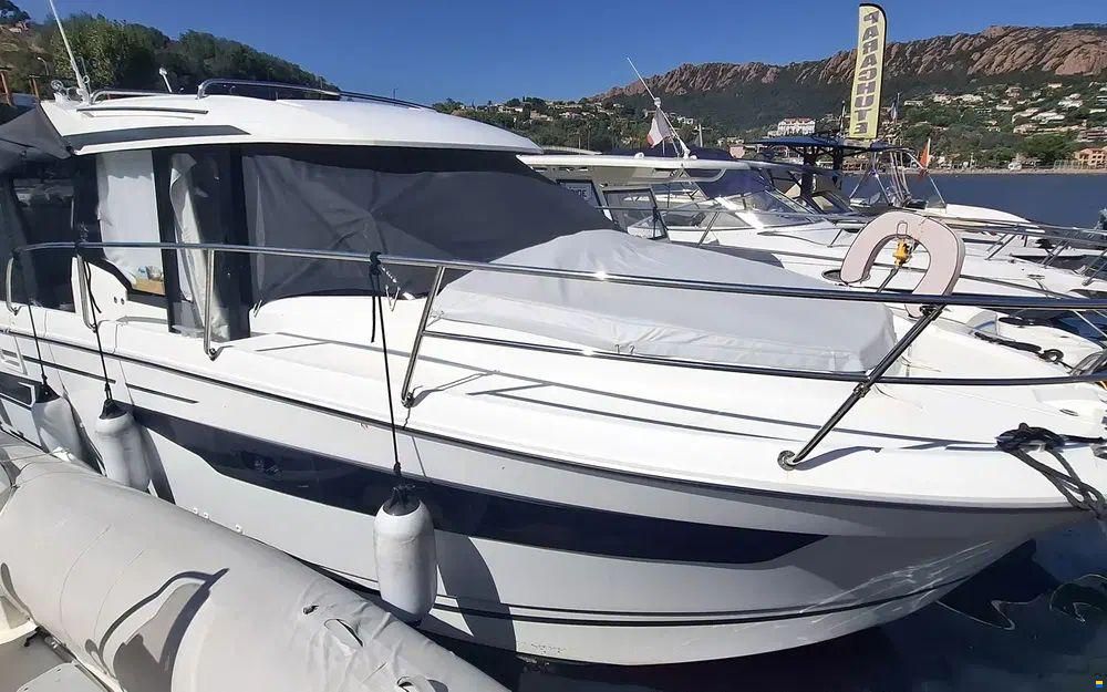 Jeanneau Merry Fisher 895