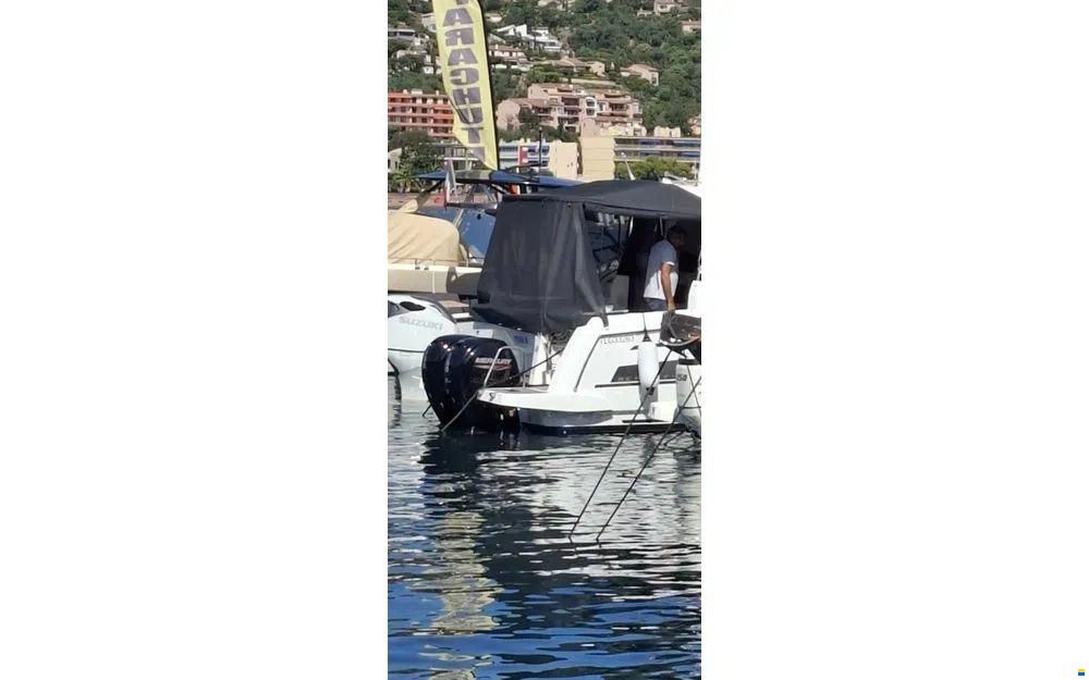 Jeanneau Merry Fisher 895