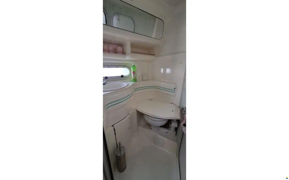 Sealine 360