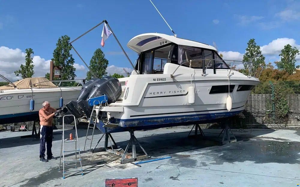 Jeanneau Merry Fisher 855