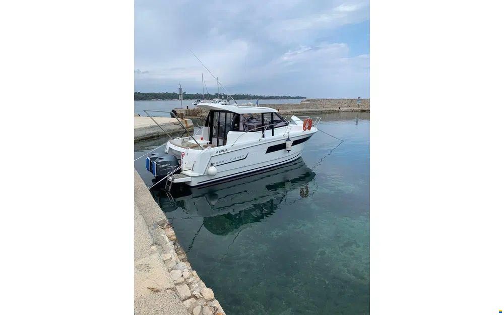 Jeanneau Merry Fisher 855