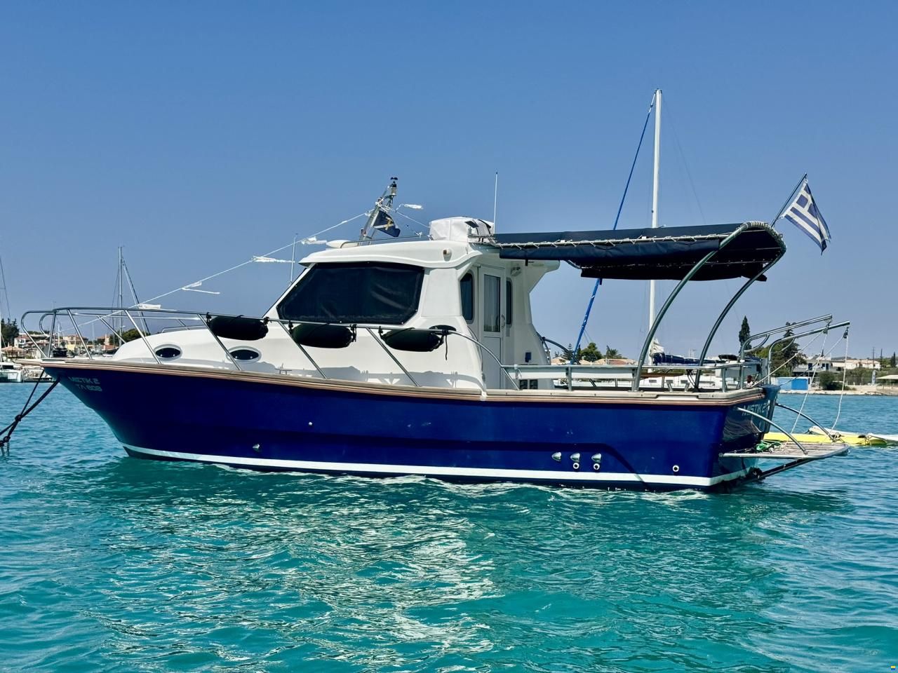 Saronic 880V Cruiser