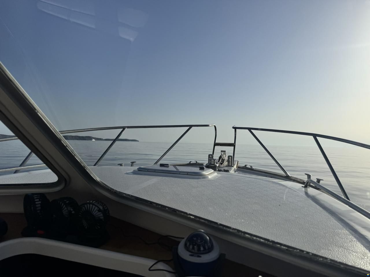 Saronic 880V Cruiser