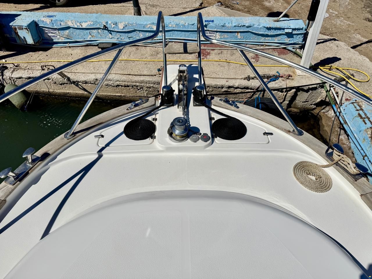 Saronic 880V Cruiser