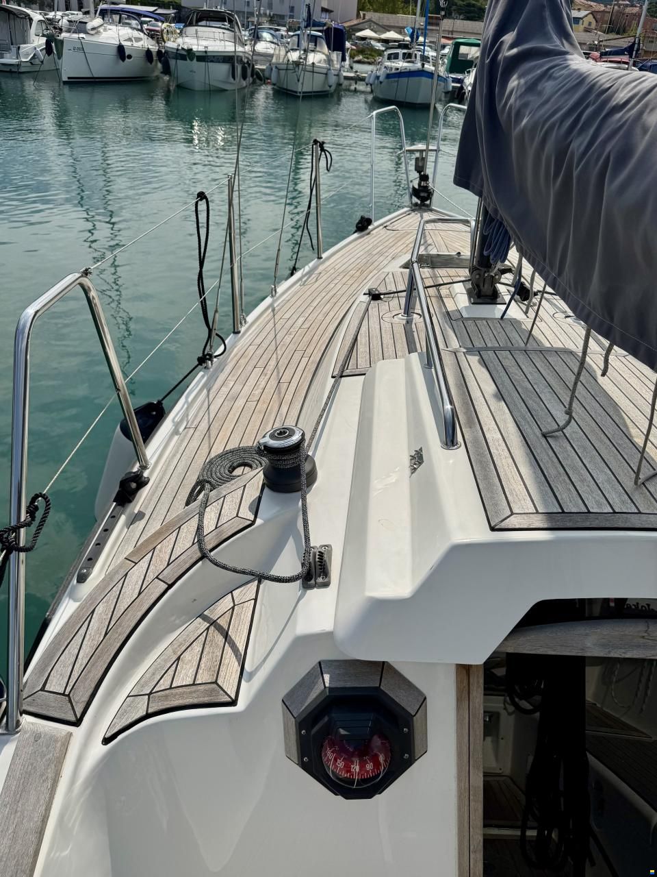 Bavaria 707