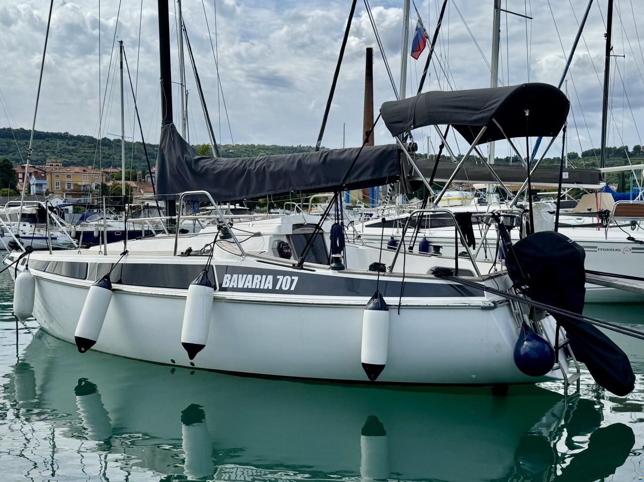 Bavaria 707