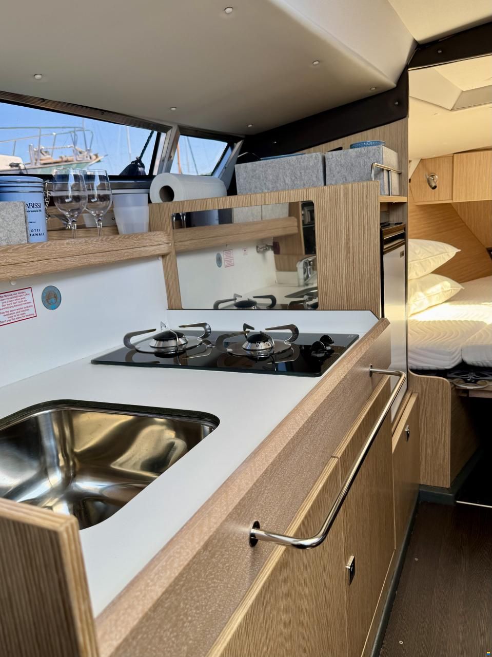 Bavaria 707