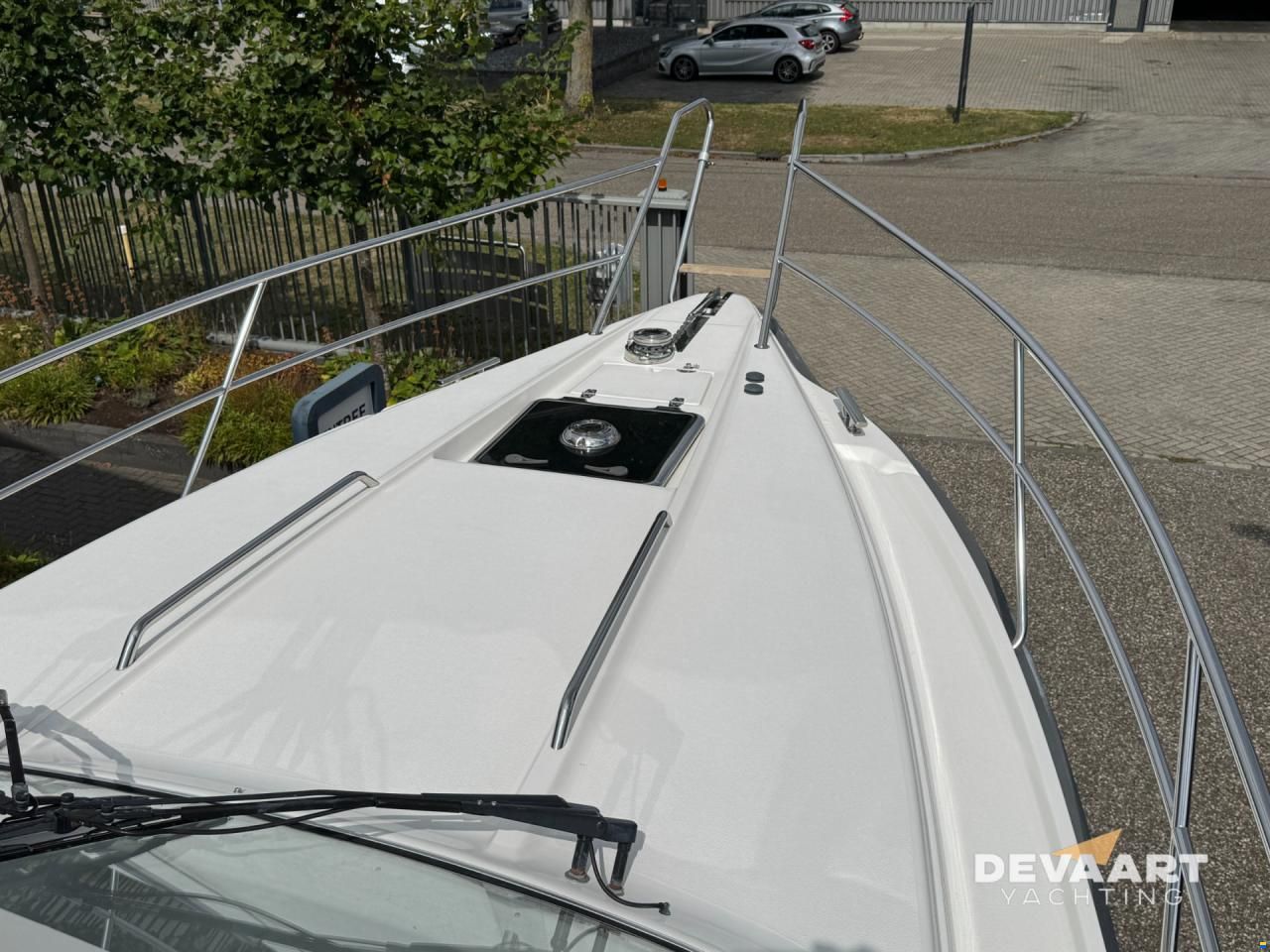 Nimbus 320 Coupe