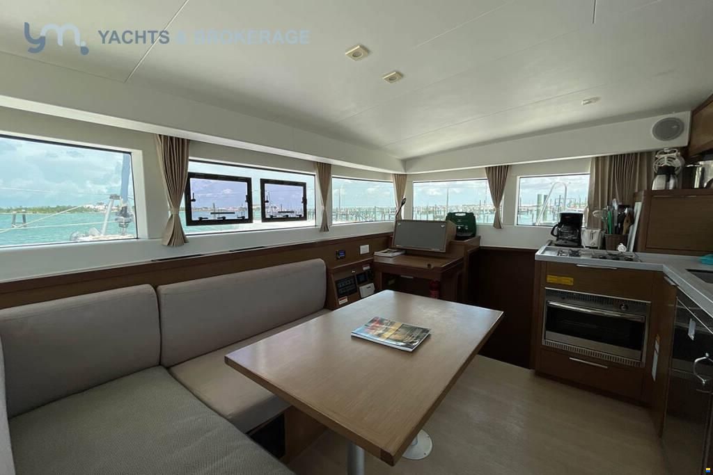 Lagoon 40