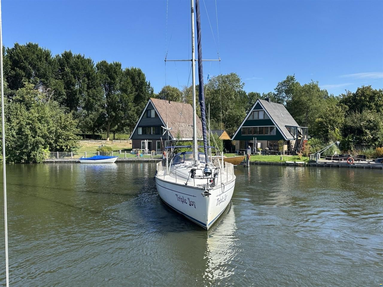 Bavaria 49