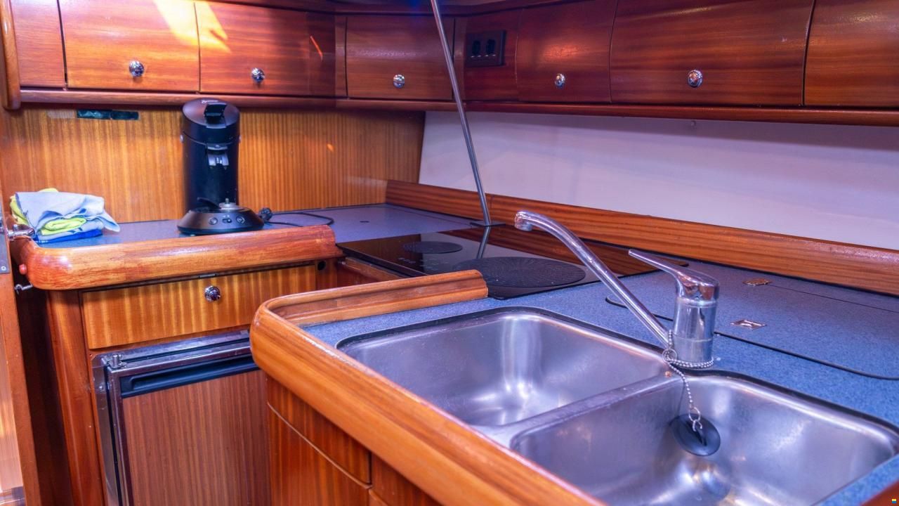 Bavaria 49