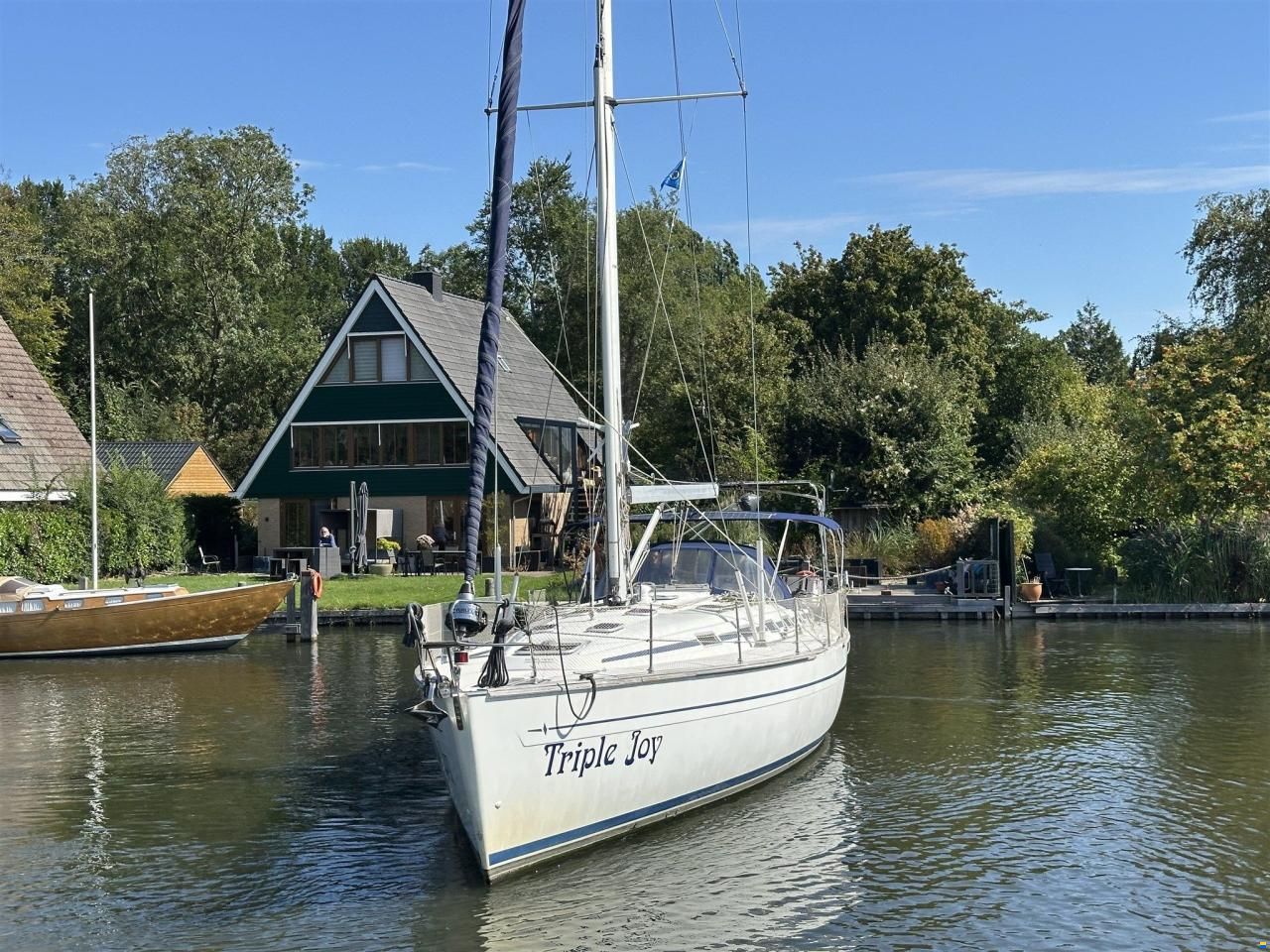 Bavaria 49