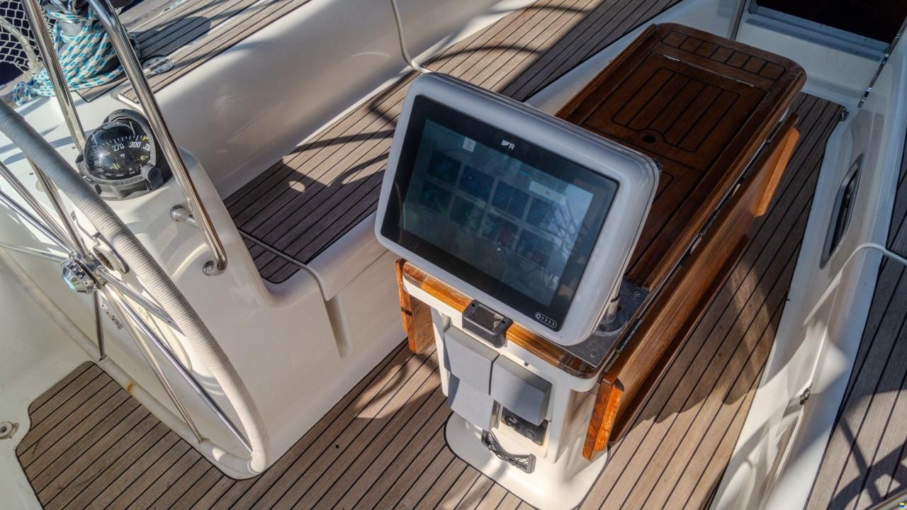 Bavaria 49