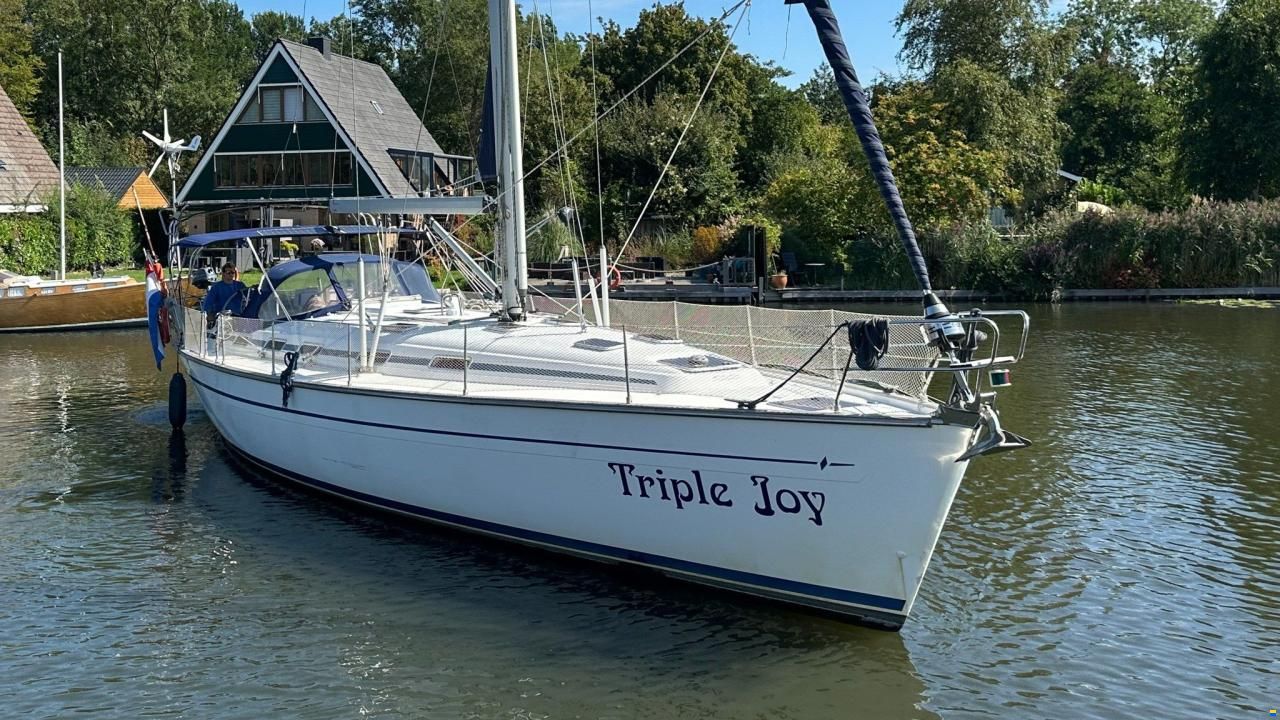 Bavaria 49