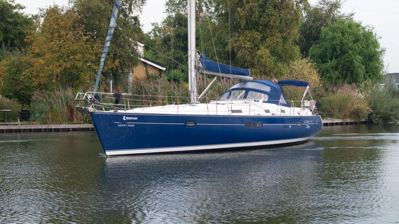Beneteau Oceanis 411