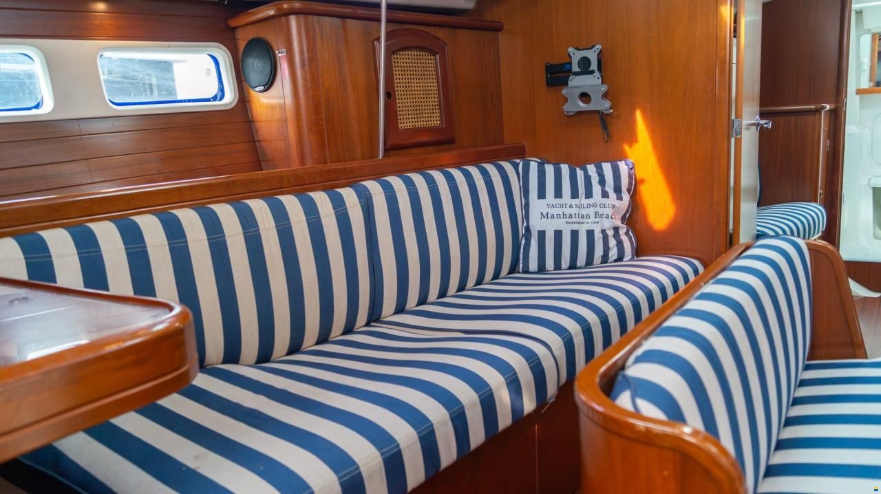 Beneteau Oceanis 411