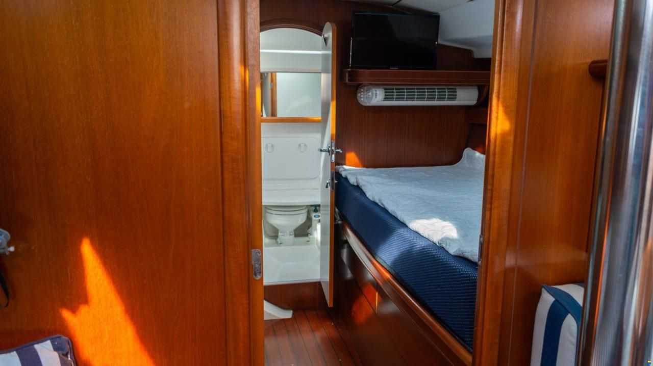 Beneteau Oceanis 411